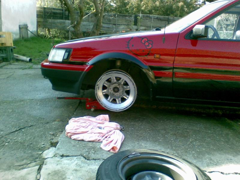 [Image: AEU86 AE86 - Red panda coupe...rebuilded]